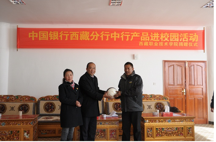 QQ截图20161216194441.png QQ截图20161216194441.png